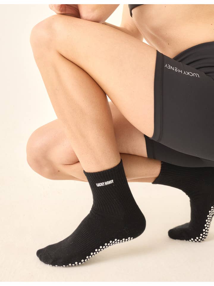 LUCKY HONEY - Wholesale Socks - Women's - The Core Grip Sock16