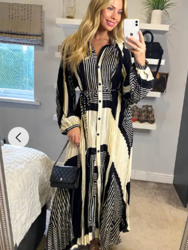 CY FASHION. LONDON - Wholesale Dress - Women's - Scarf print Full pleated long Shirt dress1