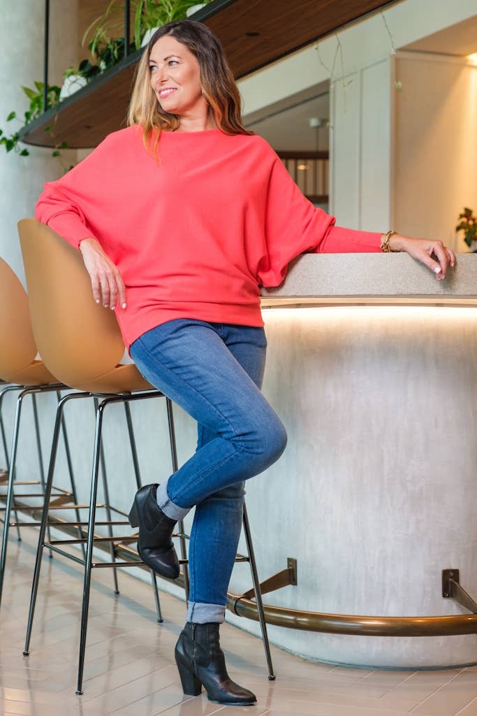 TINA Stephens Italy/Tees By Tina – Engroshandel Pullover - Dame – Mylah seriøst blød batwing sweater (BLS413)57