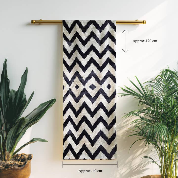 Handvävd silkesammet ikat tyg sicksackmönster för wholesale av Samarra Home