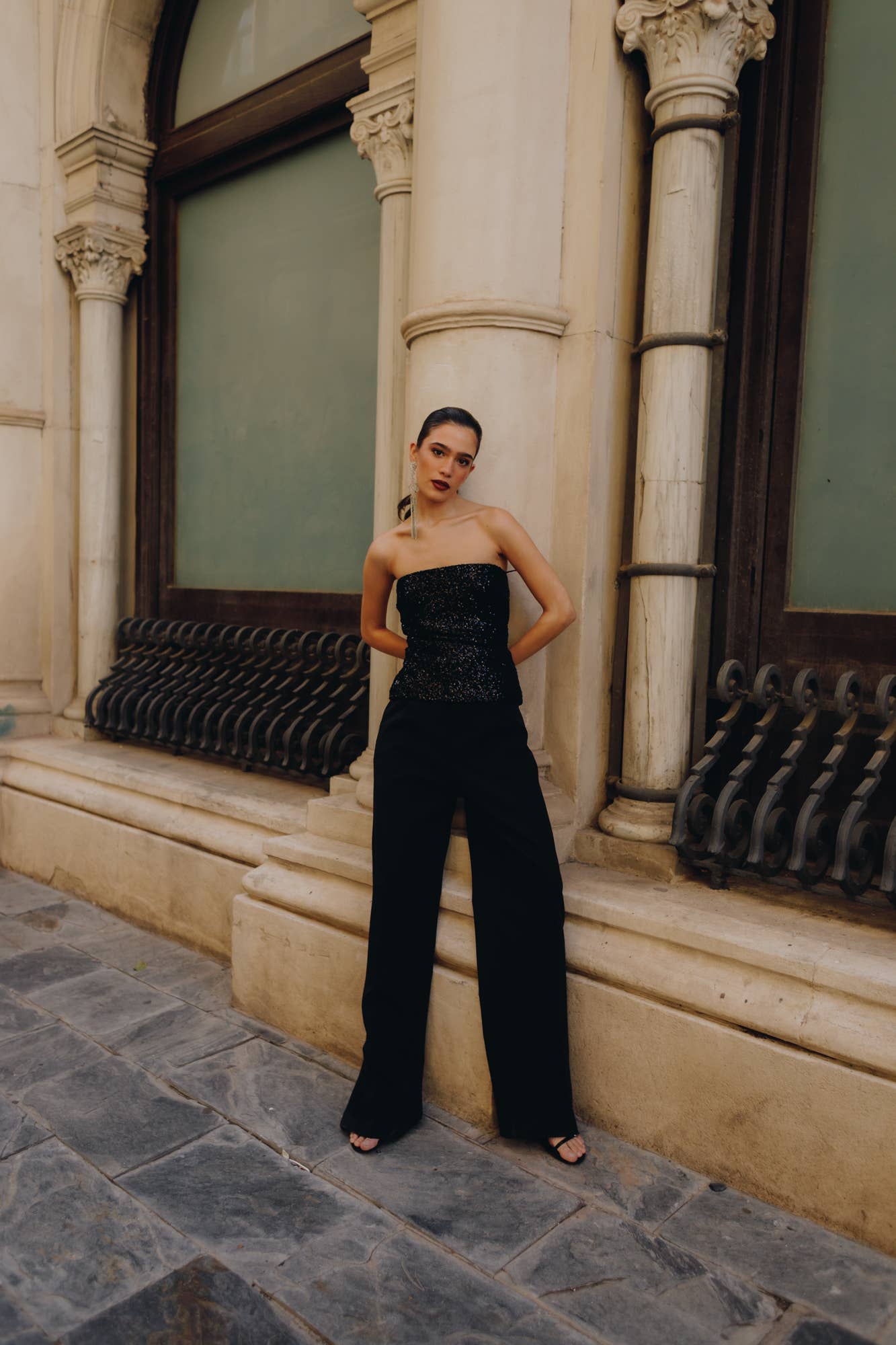 Black BANDEAU TOP for wholesale on Faire3