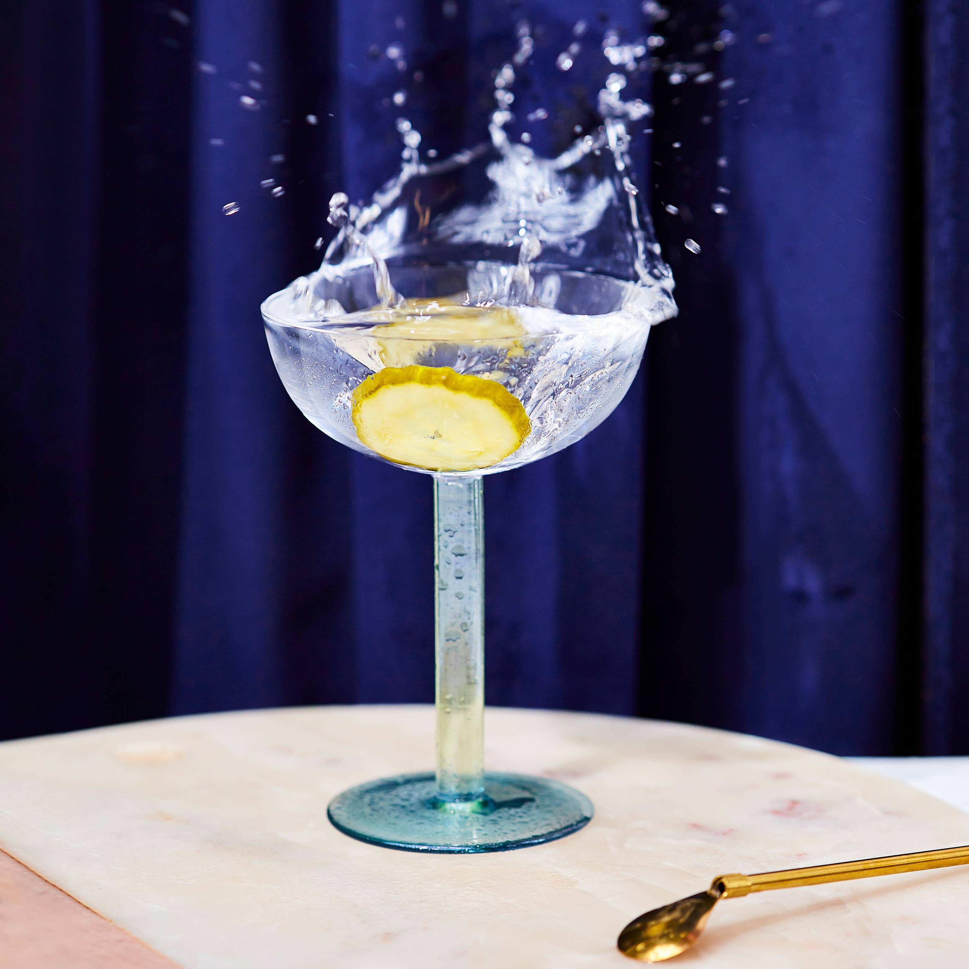 Pickle Project – wholesale Pickled vegetables – Sweet Dill Pickle Chips 8 x 500g4