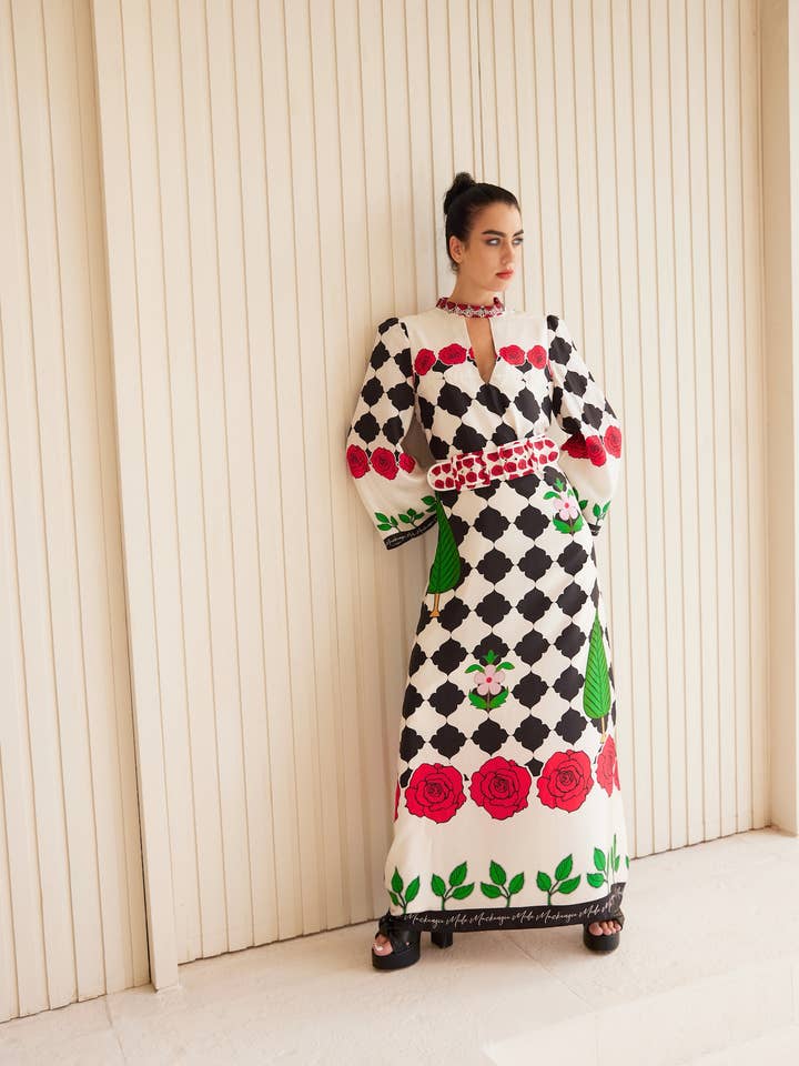 MACKENZIEMODE - Wholesale Dress – Women's - Rose Petals Maxi14