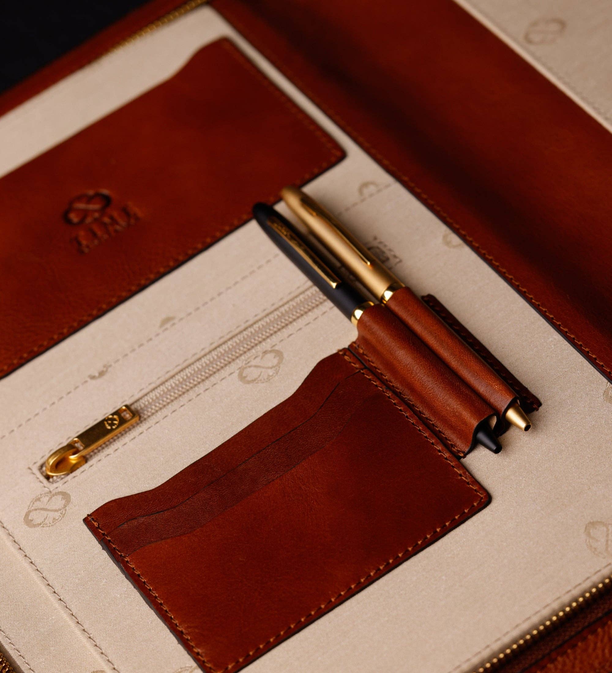 Time Resistance – wholesale Mappar – Lädermapp för A4-dokument - Candide8