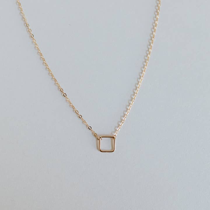 Cork halskæde for engroshandel hos Jillian Leigh Jewelry