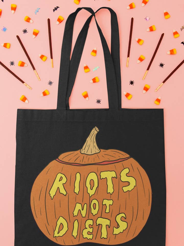Tote bag - Émeutes pas régimes pour la vente par Chiaralascura