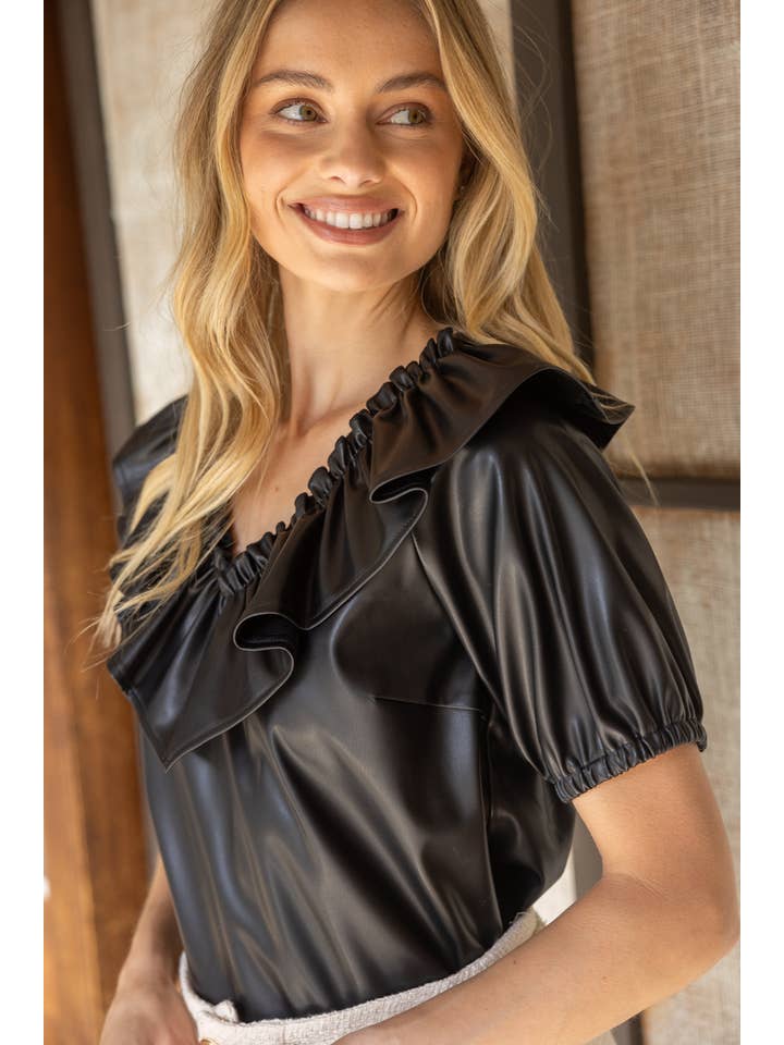 Preto 33147 Fato Largo Gola V Tampo em Pele Faux para venda a revendedores na Faire5