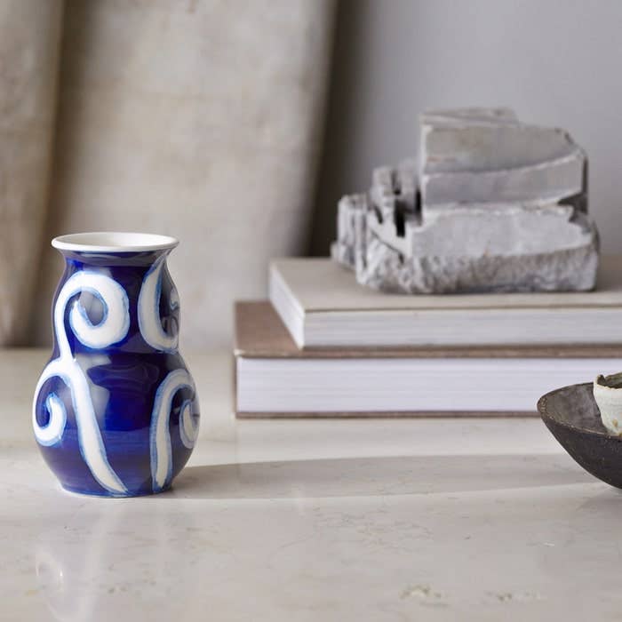 Danish Design Collective - Wholesale Vase - Kähler - Tulle - 5.1" Hand-Painted Earthenware Ceramic Vase4