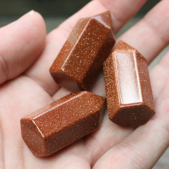 Keystone Crystals - Wholesale Spiritual Stone/Crystal -  Gemstone Chubby Obelisk – Small Carved Crystal Tower 2