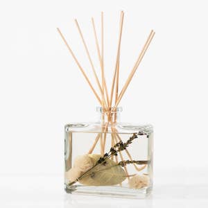 SWEET CASHMERE Handmade Reed Diffuser REAL Moon Water & Essential