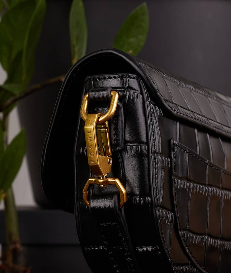 PÖ&ME – Großhandel Messenger Bag – Damen – Wie eine Wolke Croco11