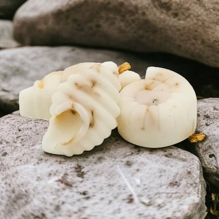 Fondants de cire Villa Blanche pour la vente par CROUSE OUTFITTERS