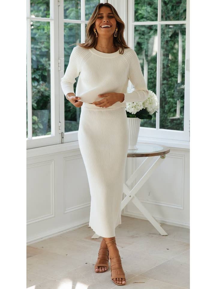 Sweetkama - Wholesale Top & Skirt Set - Women's - Solid Color Top & Skirt 2PCS Kintted Set Sweater Set HL73009