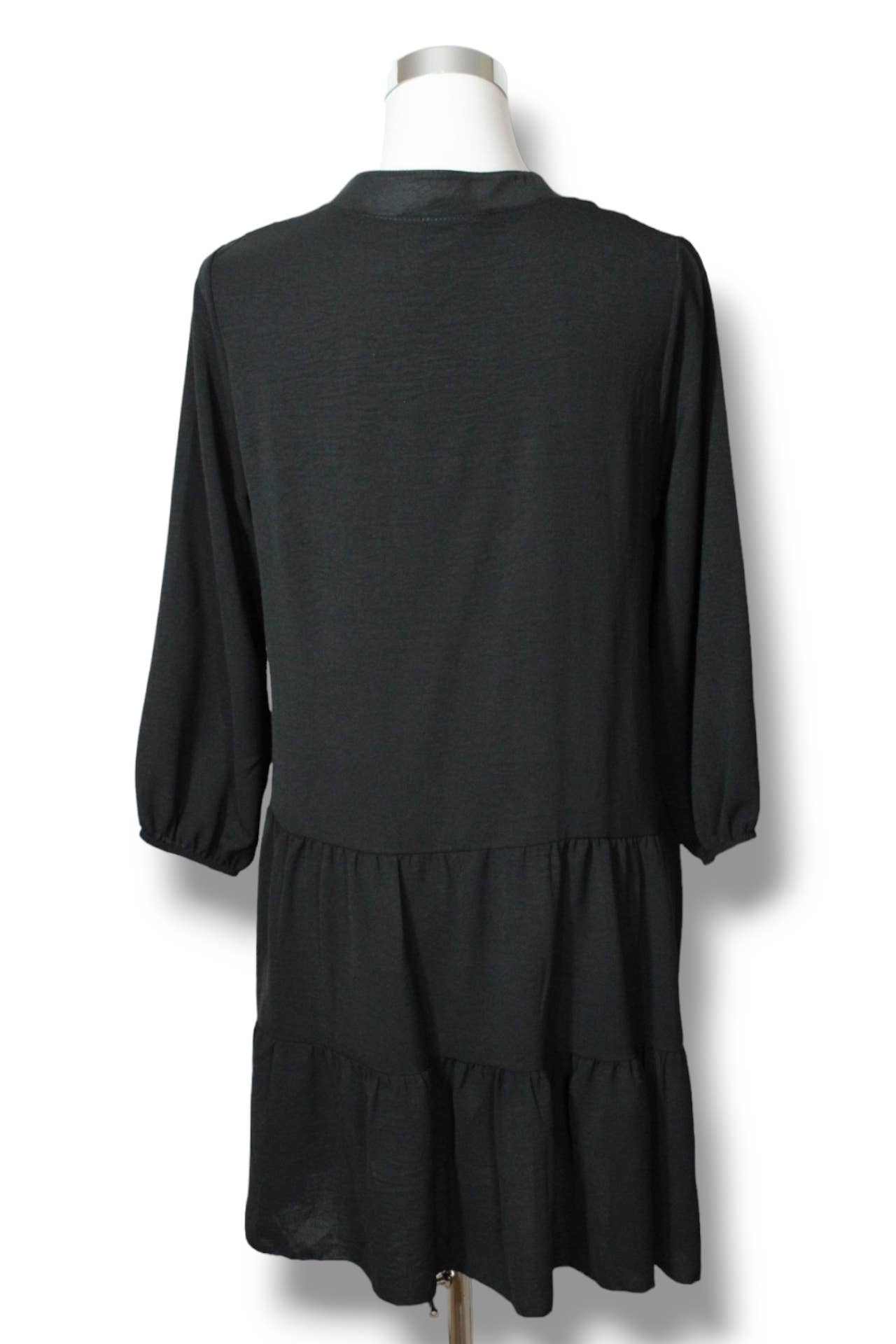 NINEF - Wholesale Dress - Women's - Chic Sunset Shift Dress - Versatile & Vibrant5