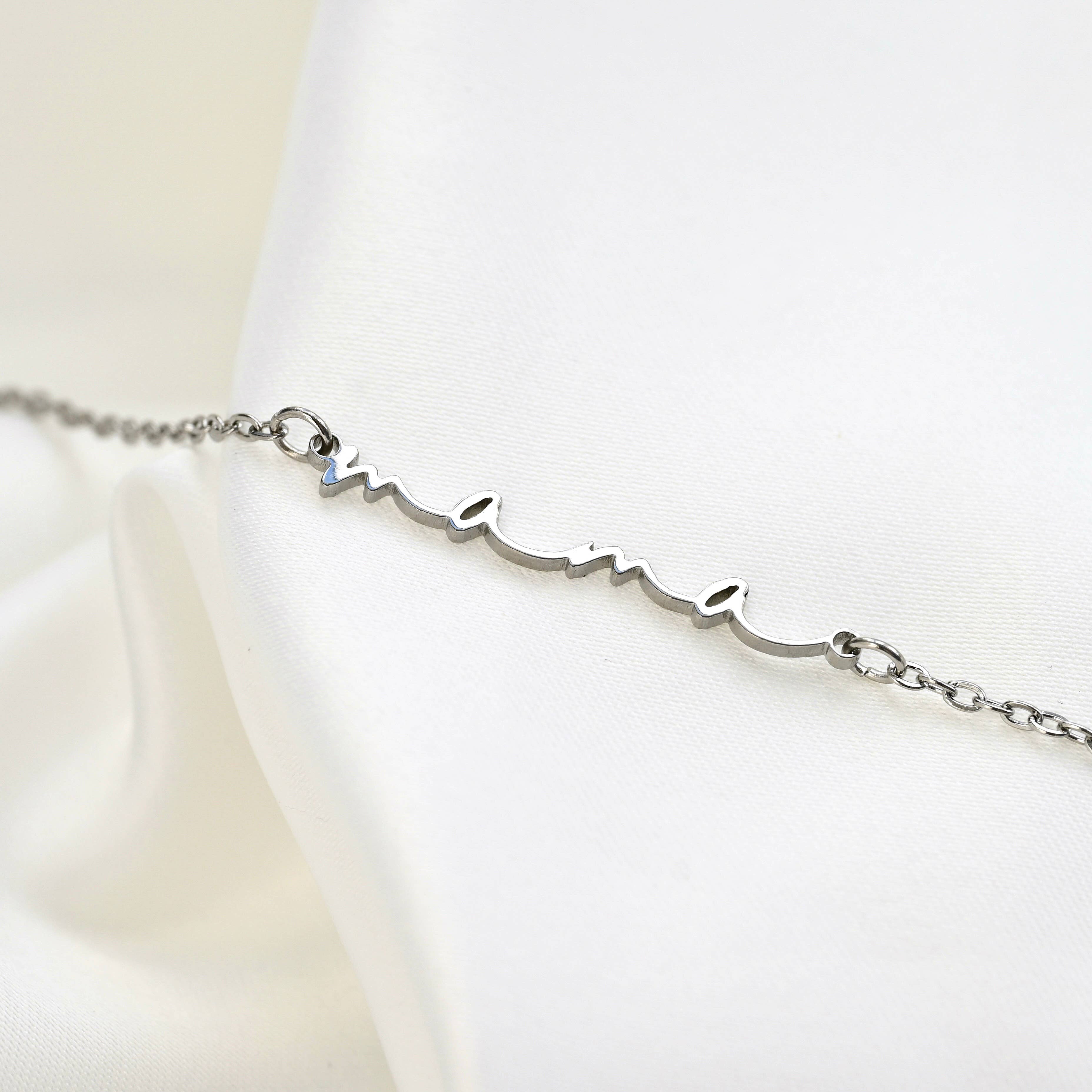 Blueyejewelry - Wholesale Charm/Dangle Bracelet - Dainty Mama Bracelet - Mom Bracelet - Mother's Day Jewelry4