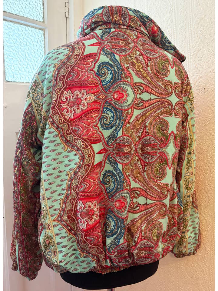 Emma's Emporium - Vente Bombers – femme - AW02 : Vestes bombardier doublées en polaire Sari - Paisley6