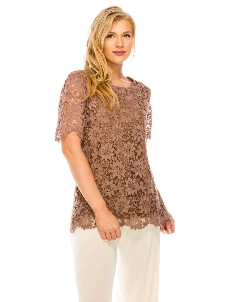 Jostar - Wholesale Blouse - Women's - Flower Top -Short Sleeve Top