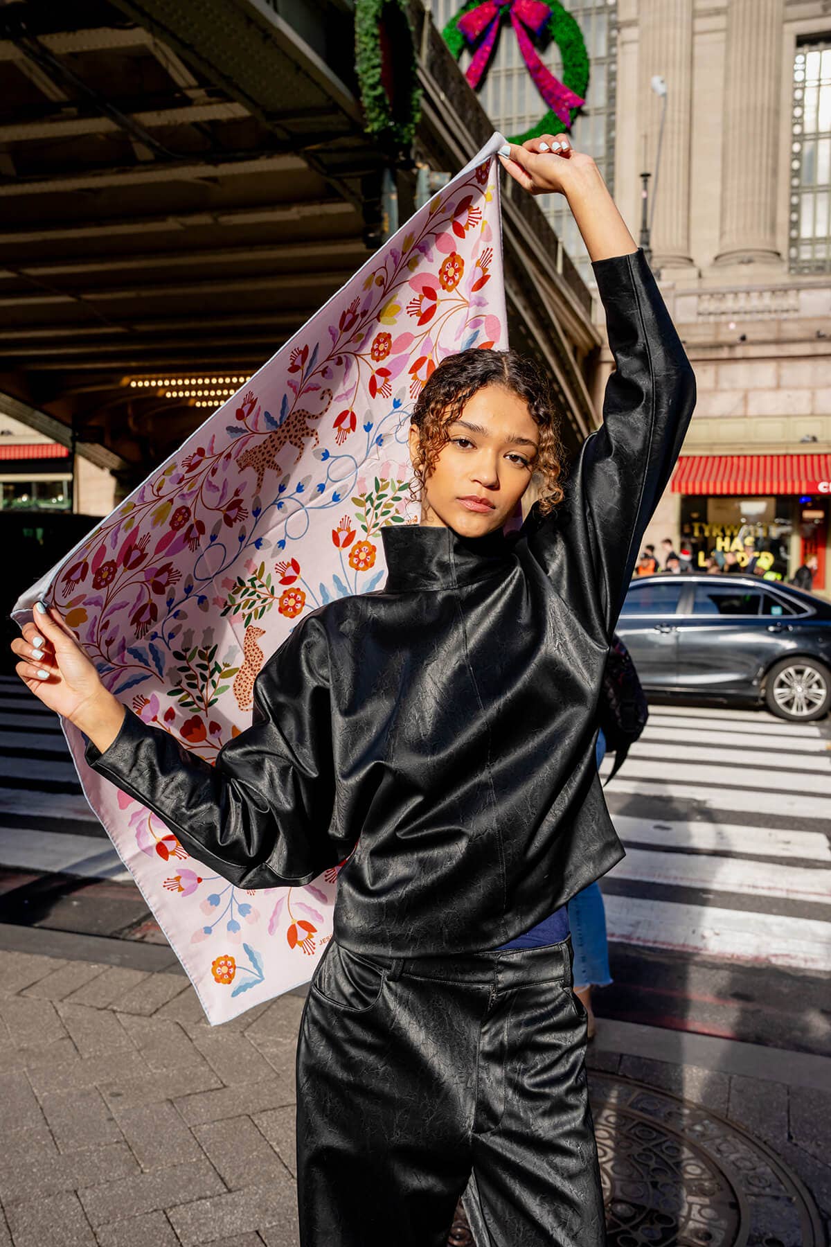 Jessie Zhao New York – wholesale Scarf – Women's – Double Sided Wool Silk Scarf Of Pink Blossom Jungle3