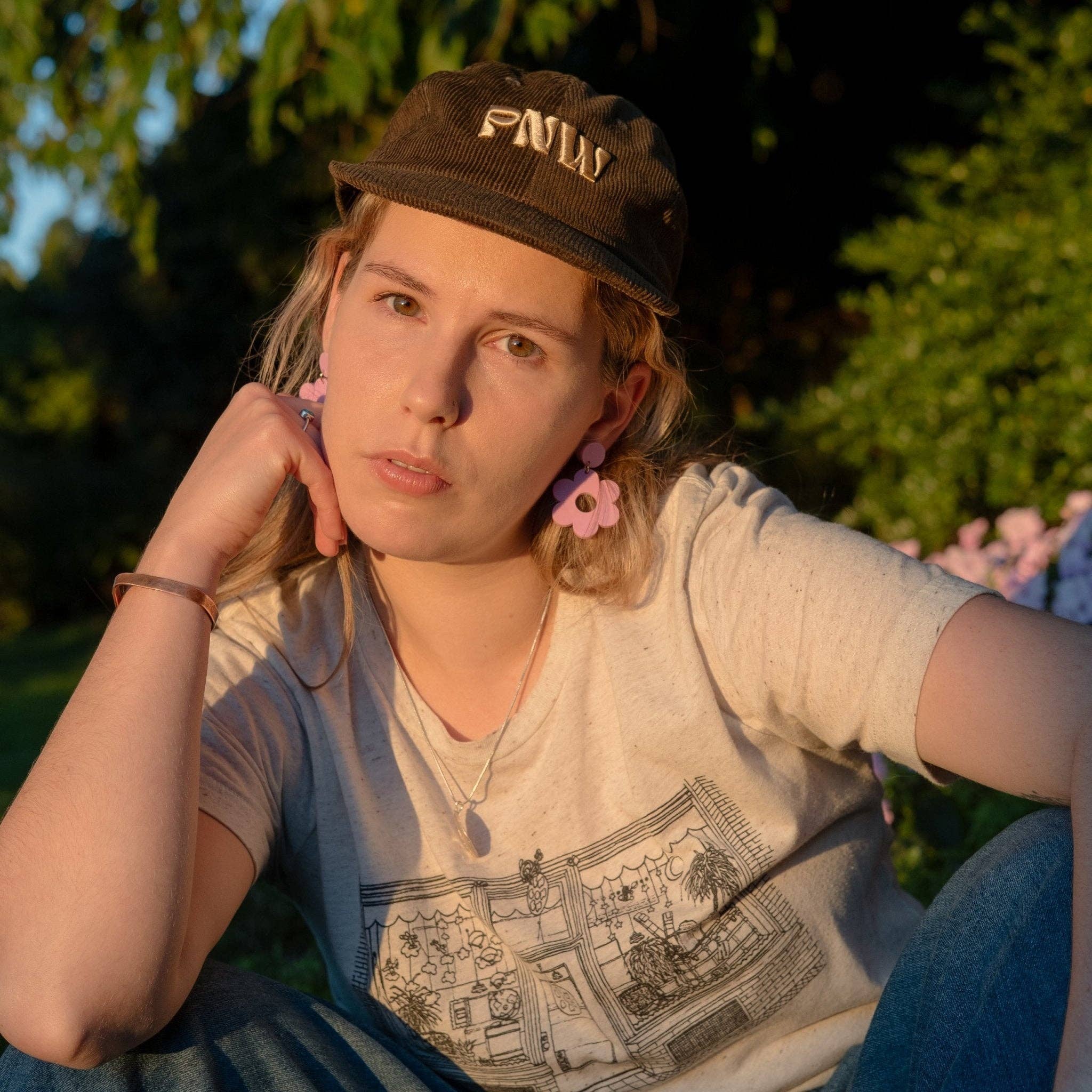 Sleepy Mountain – Engroshandel Trucker hat - Unisex – PNW Broderet Fløjlshat8