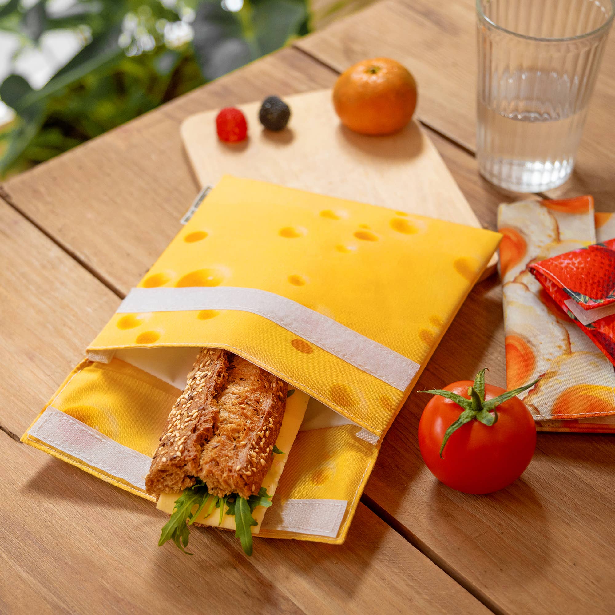 Oli Olsen – wholesale Food storage wrap/bag – Helio Ferretti Anti Stain Snack Bag - Cheese Snack Bag0