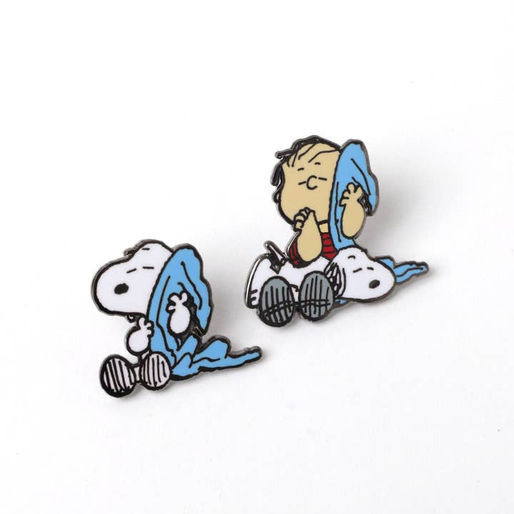 PINTRILL - Wholesale Lapel Pin/Button - Snoopy Blanket Linus Pin Set