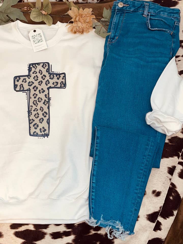 Cruz de leopardo por atacado de The Rustic J Boutique