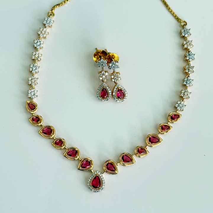 Vinnis Jewelry - Wholesale Jewelry Set - Vinni’s Ruby Blossom Set1