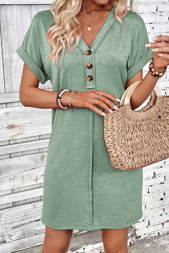 UNISHE - Wholesale Dress – Women's - Plain V Neck Buttoned Exposed Seam T-Shirt Dress AXR09514