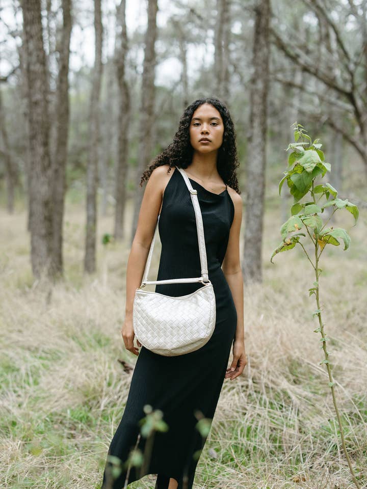 Elin crossbody bag made from vegan material in pearl beige for wholesale by Ellefaire
