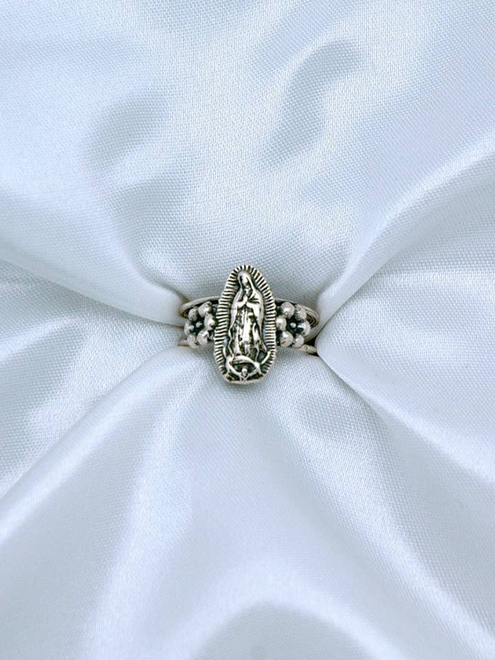 LAR12 Sterling Sølv Vores Frue af Guadalupe Ring Justerbar for engroshandel hos Contreras Designs