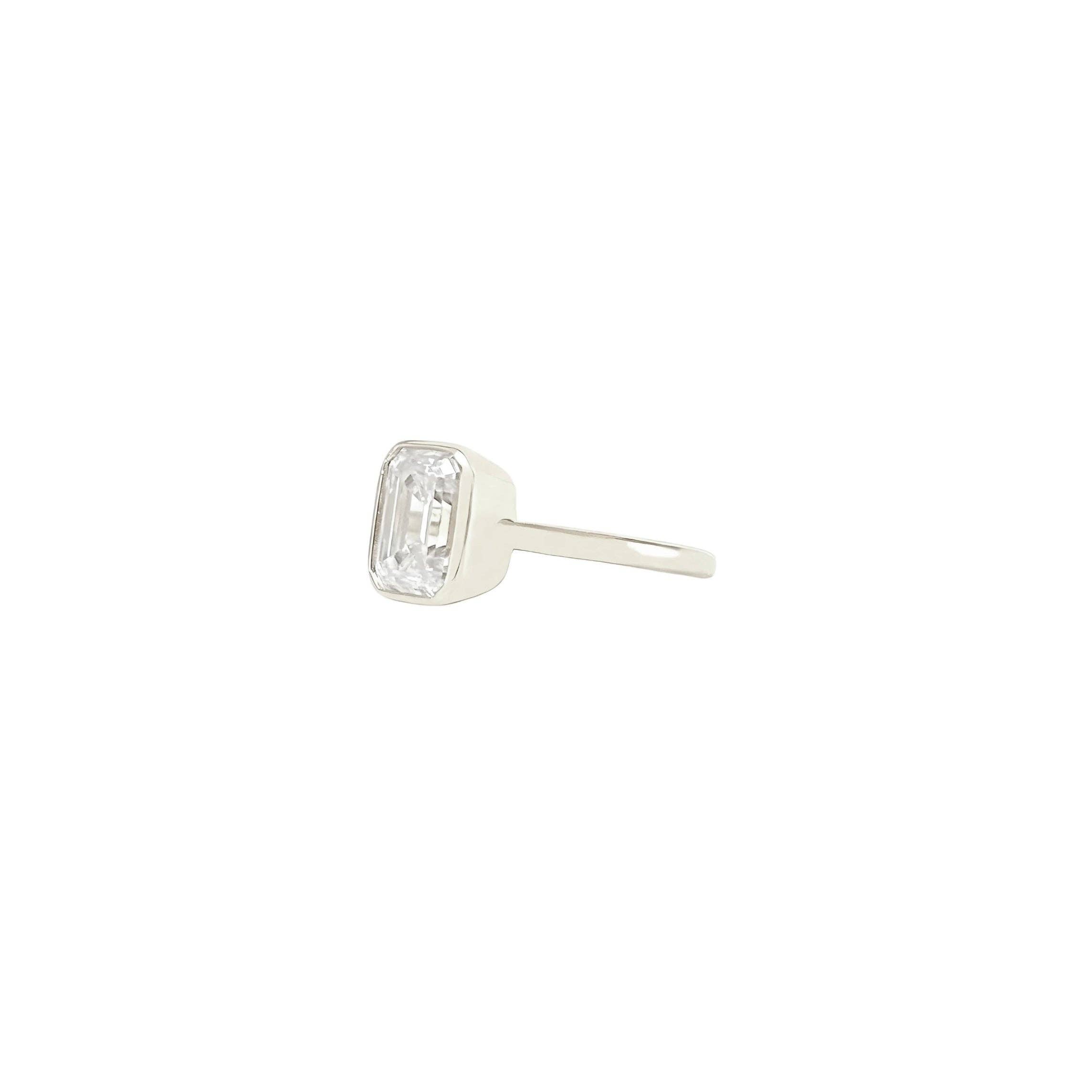El&Elle - Wholesale Single Stone/Solitaire Ring - Bubble Emerald Cut Ring6