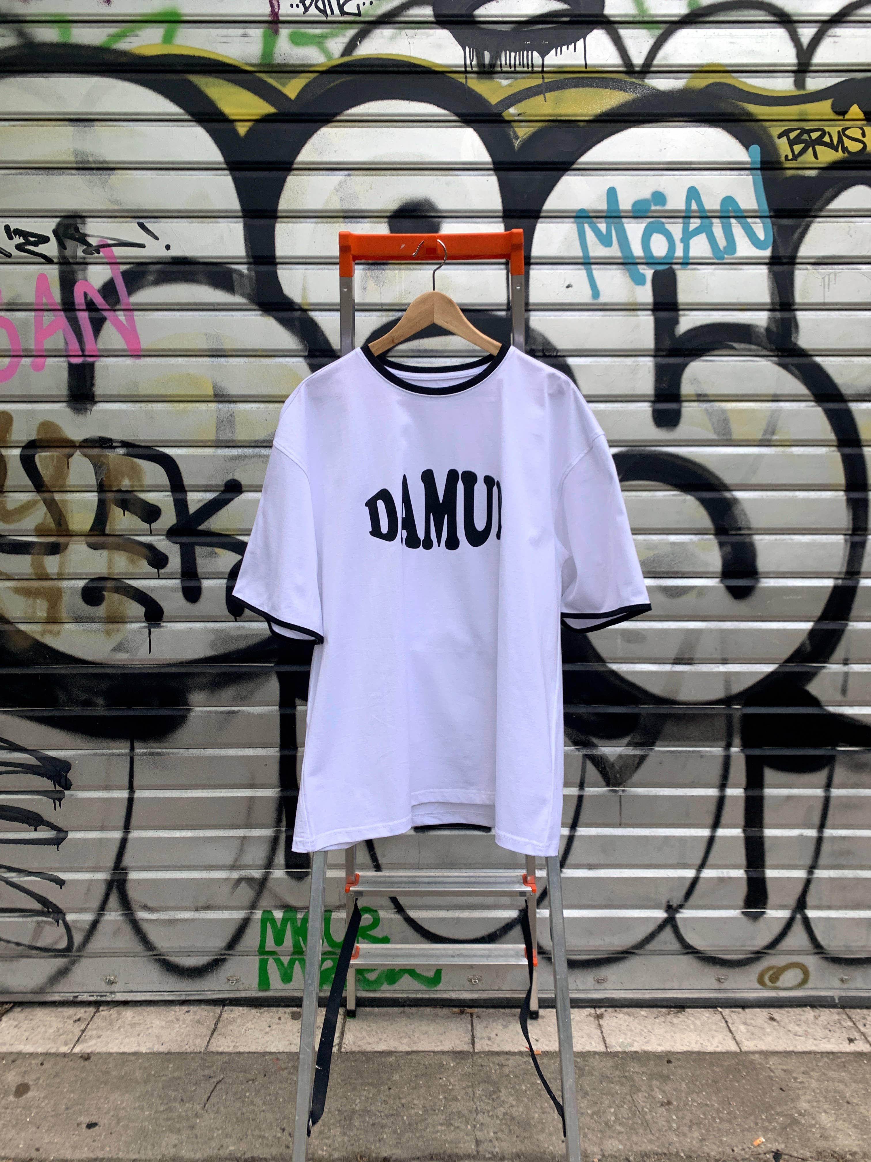 #DAMUR - Wholesale Screen Printed T-Shirt - Unisex - Seasonal_DAMUR Lettering_T-shirt_White (Black Piping)