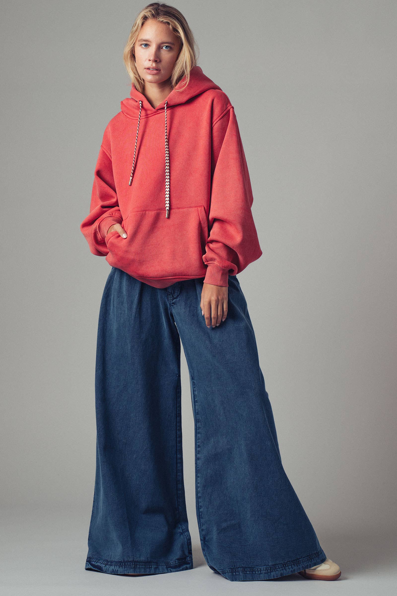 Urban Daizy - Wholesale Hoodie - Women's - Vintage Wash Oversized Brushed Hoodie18