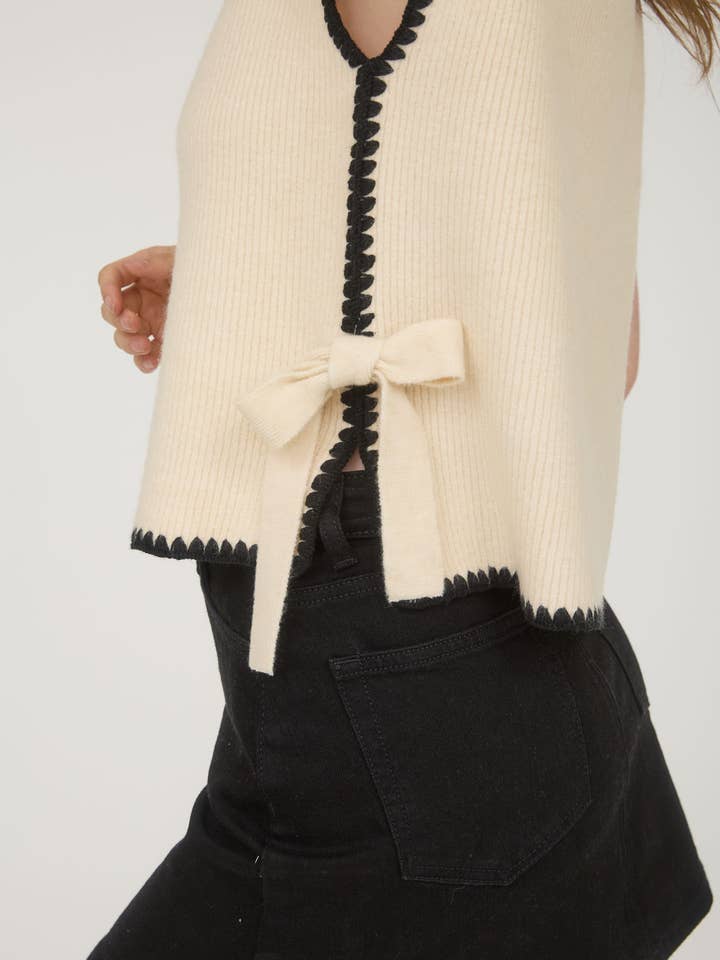 Blu Pepper - Wholesale Knit Sweater - Women's - MOCK NECK CONTRAST STITCH SIDE TIE SWEATER TOP 19