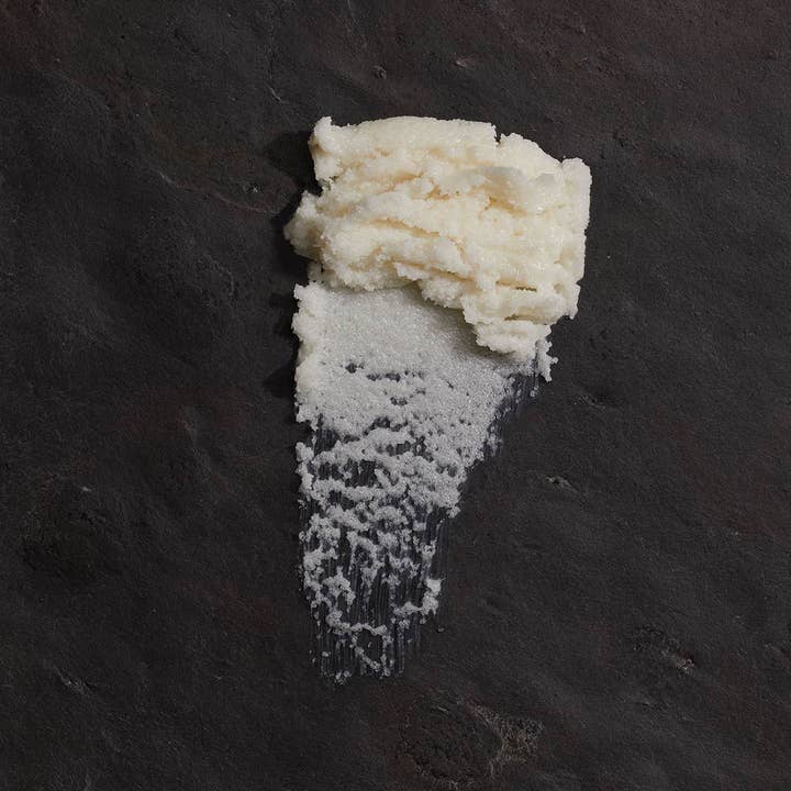 Om Organics Skincare - Wholesale Body Scrub/Exfoliant - Vanilla Moon Radiant Body Scrub2