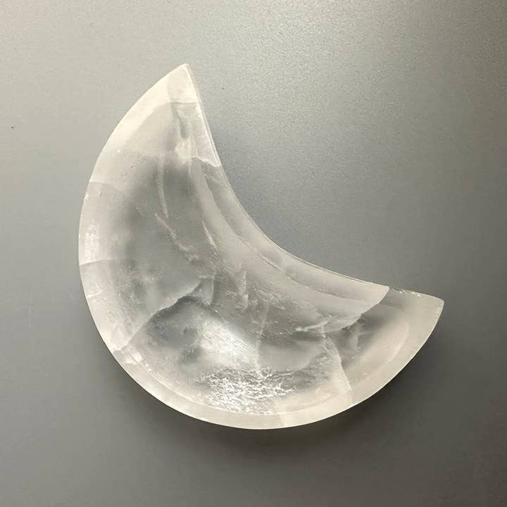 VIE – Engroshandel Pyntetallerken/skål – Selenit Skål, Halvmåne, 11x6x2.5cm2