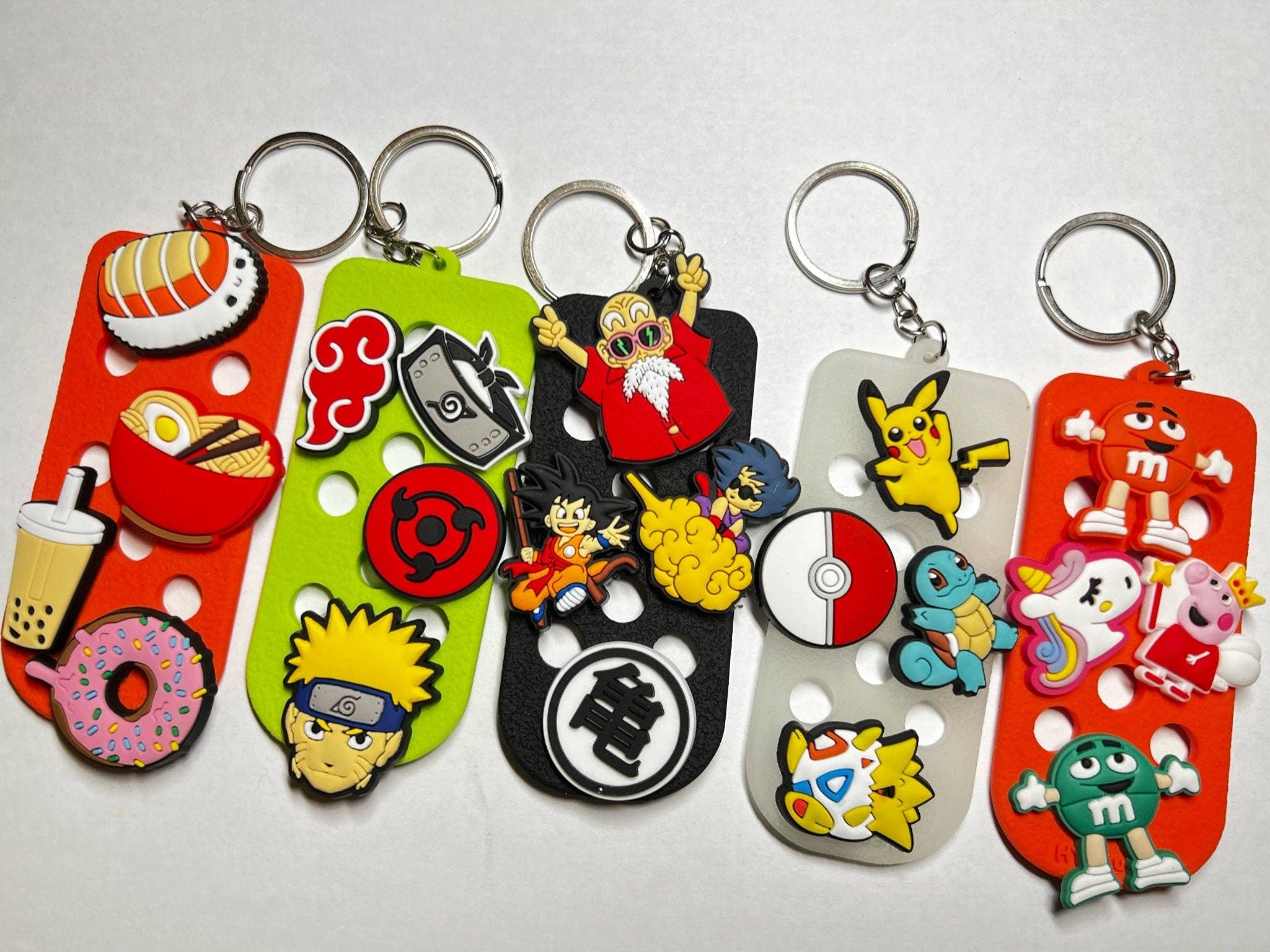 JuliesDecal - Vente Porte-clés – unisexe - Choisissez votre porte-clés pour le bricolage. Porte-clés unique et spécial qui brille dans le noir. Porte-clés JuliesDecalDesign de la meilleure qualité2