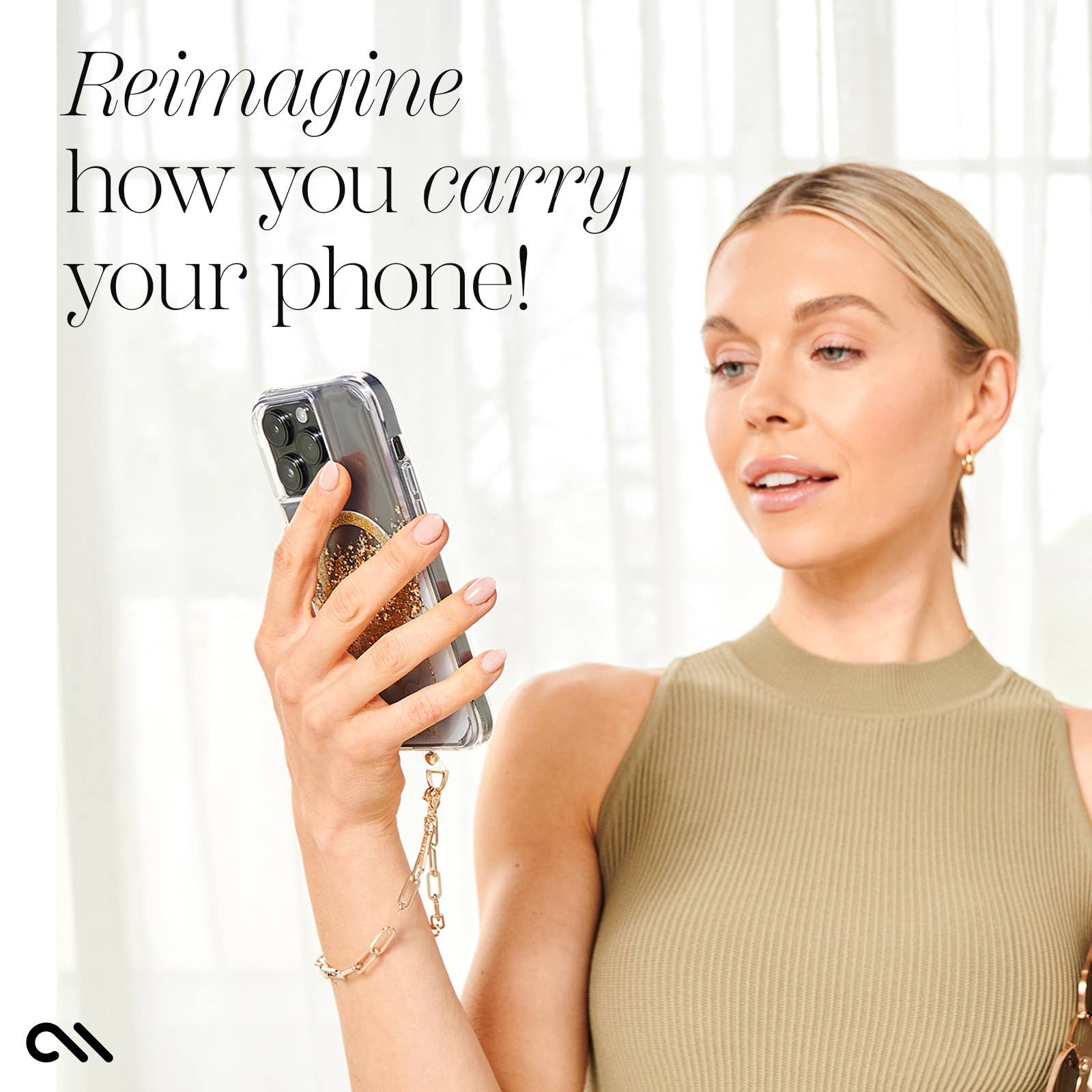 Gold Chunky Chain Phone Charm Wristlet (Gold) for wholesale on Faire1