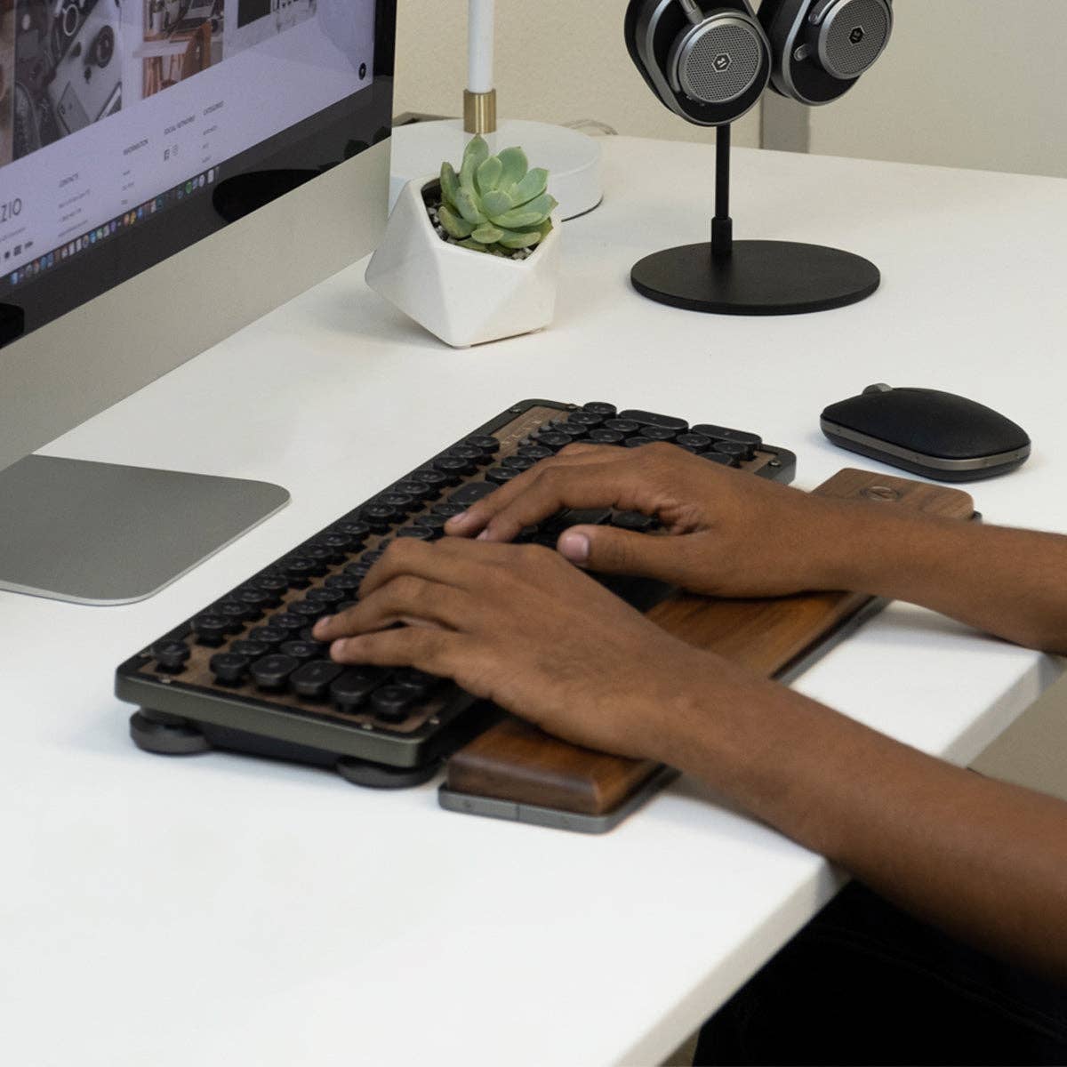 Azio - Vente Rehausseur de bureau - Repose-poignets rétro classique2