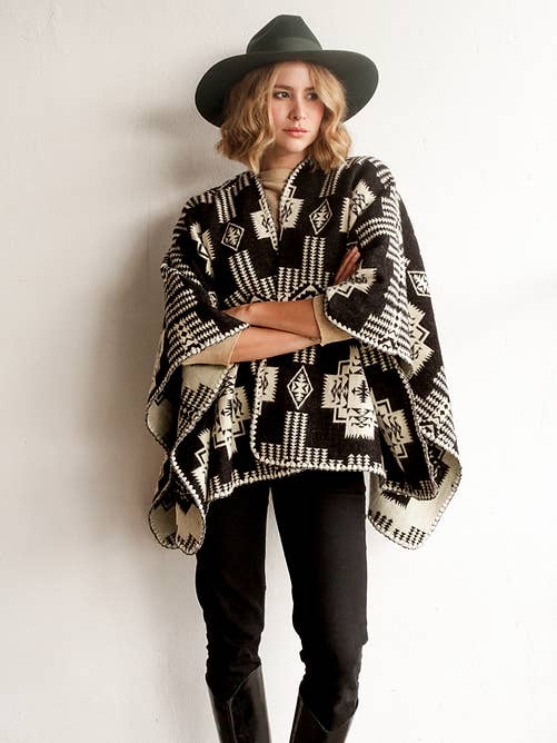 Black and White Cruz Reversible Shawl for wholesale on Faire
