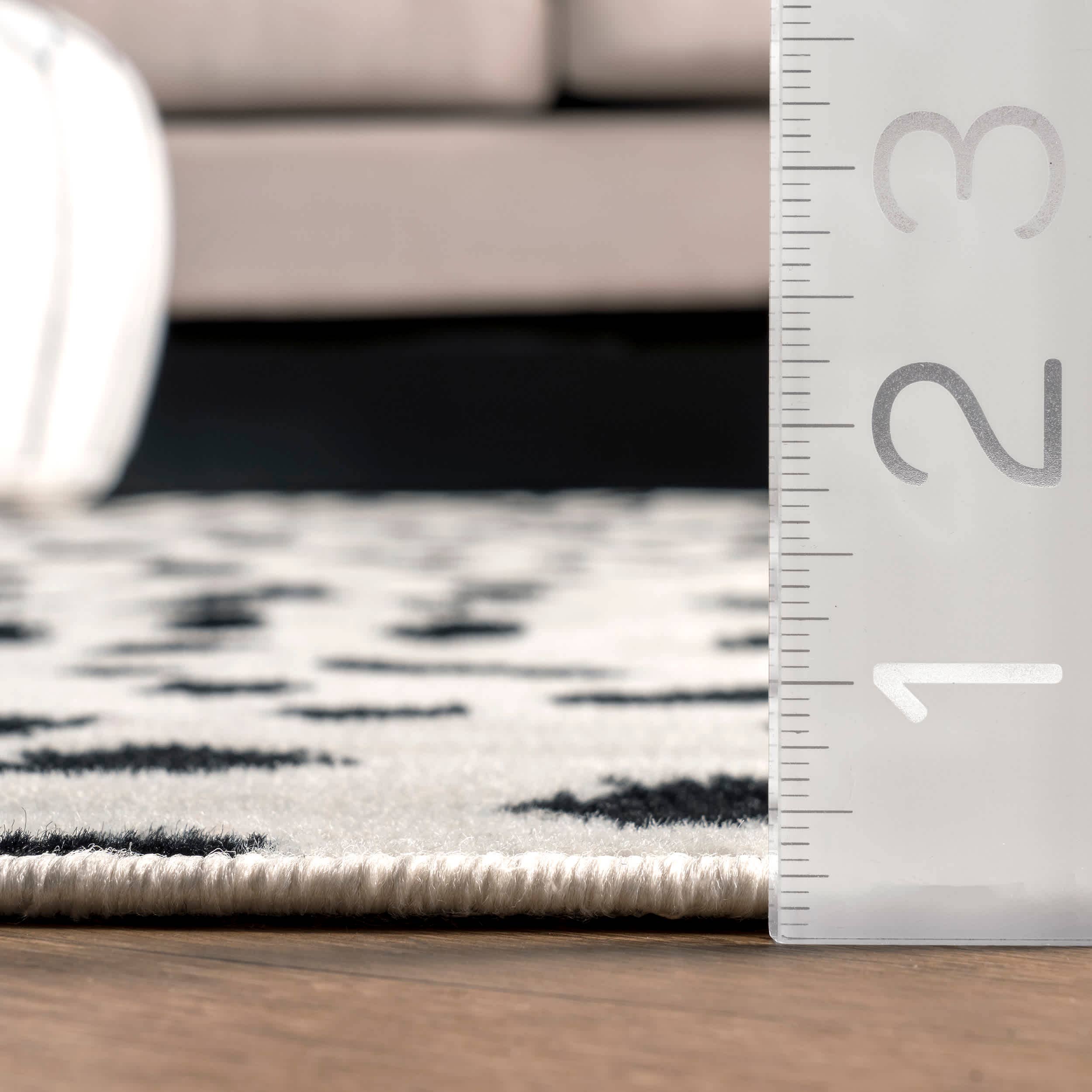 Beige Tapis imprimé léopard Brooks en vente sur Faire1