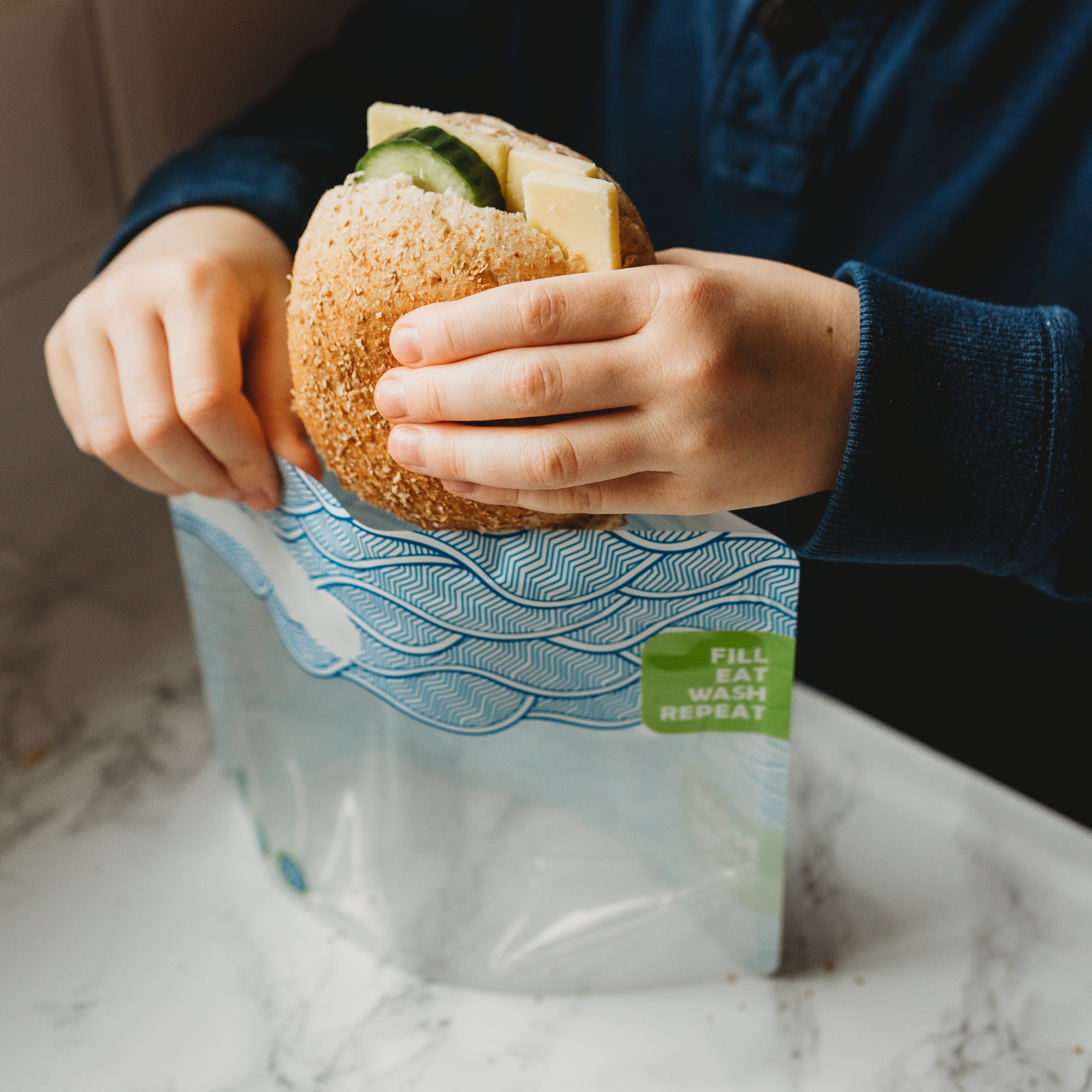 Nom Nom Kids - Wholesale Food Storage Wrap/Bag - 4 WAVE reusable sandwich bags5