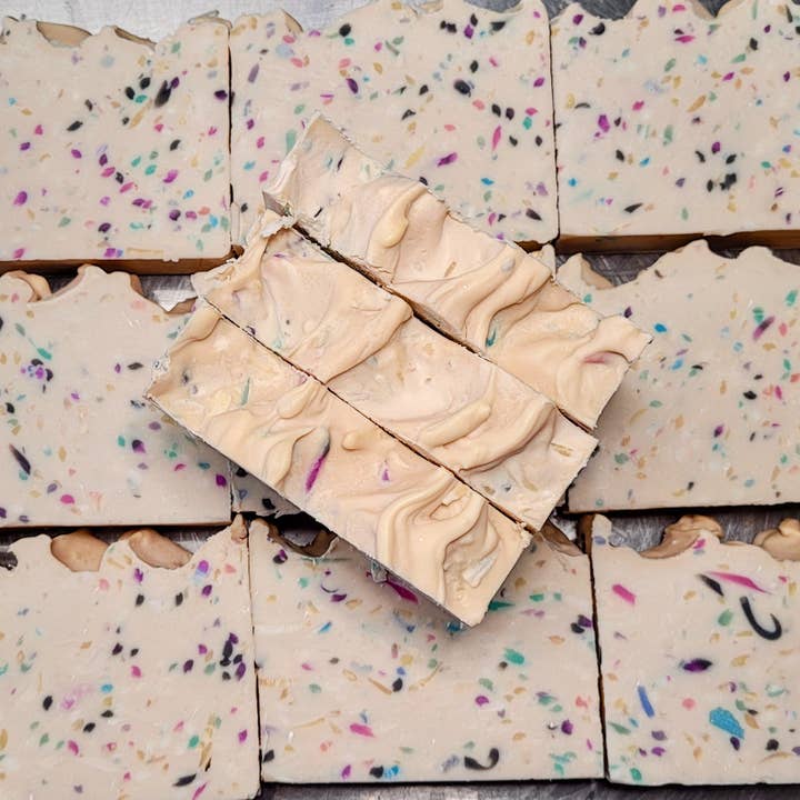 Essentially NOLA Soap Works - Wholesale Bar Soap - Gentilly Lace Confetti Soap - Almond Berry 5.5oz