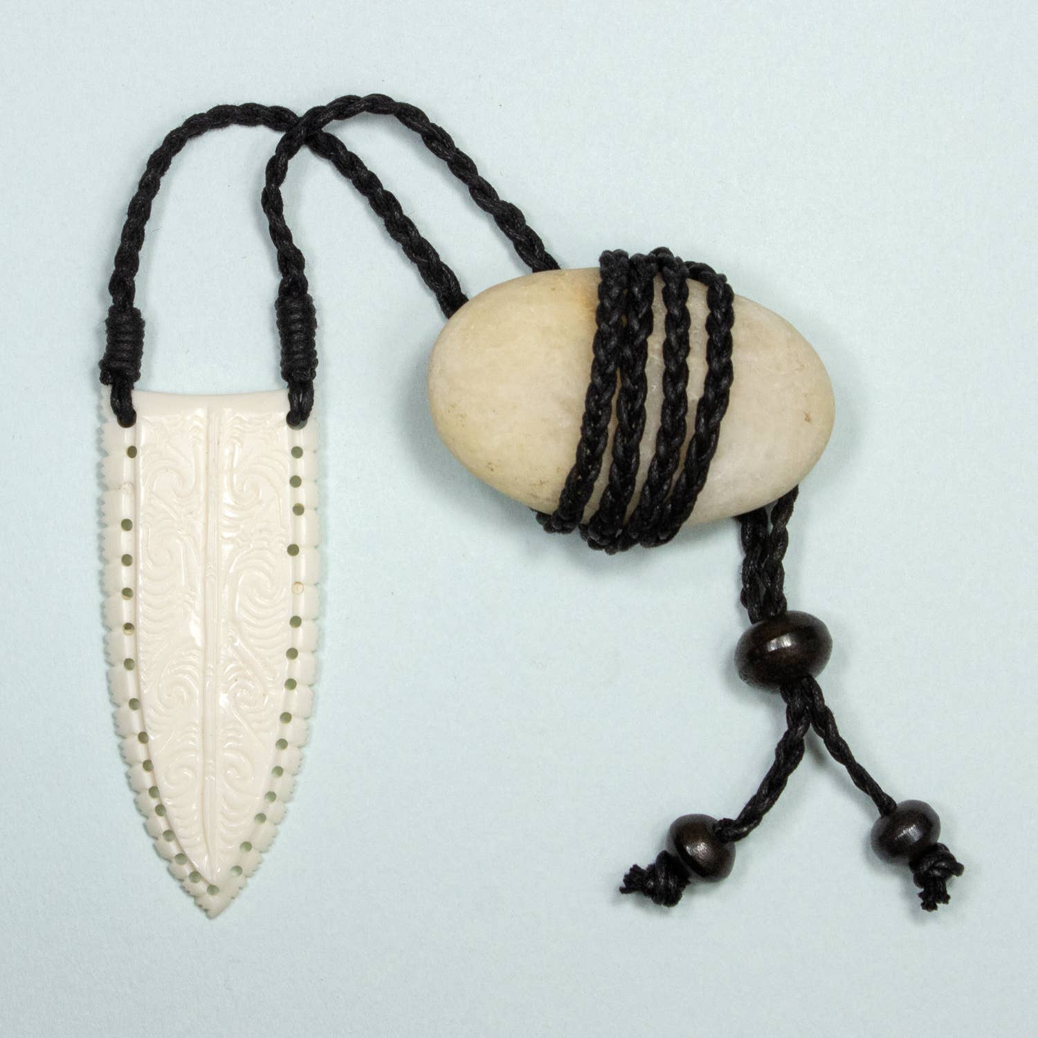 dZi Handmade - Wholesale Halskettinghanger - Uitverkoop! - Power Tribe halsketting1