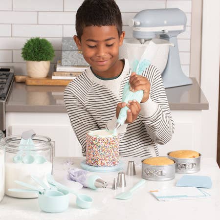 Playful Chef Cake Decorating for wholesale by MindWare & Peaceable Kingdom