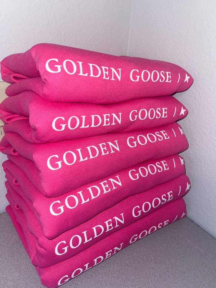 Cozy Drip Clothing - Wholesale Graphic Sweatshirt - Women's - Golden Goose Crew Graphic Sweatshirt for Women2