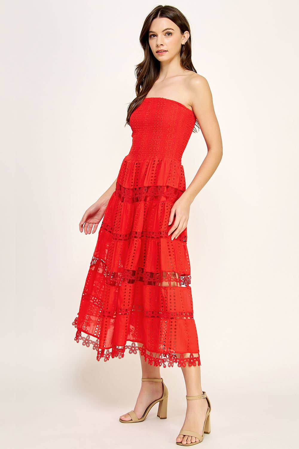 Strut & Bolt - Wholesale Jurk - Dames - Kanten kokerjurk met oogjes67