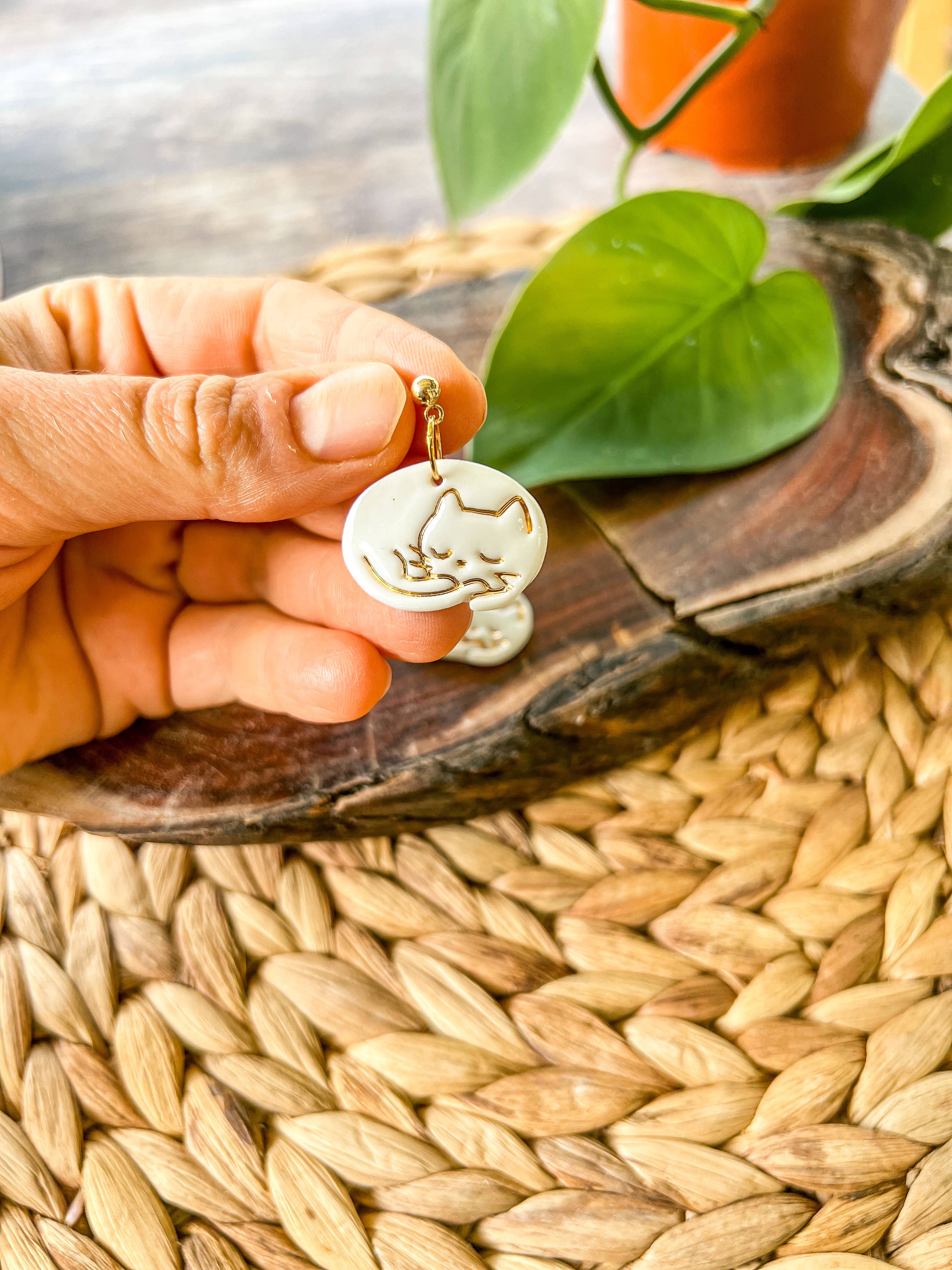 Wolf and Clay Pty Ltd - Wholesale Dangle Earrings - Cat - Porcelain Earrings1