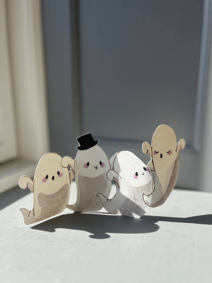 Halloween 4 små spøgelser med en hat for wholesale by Tall Hat Tales