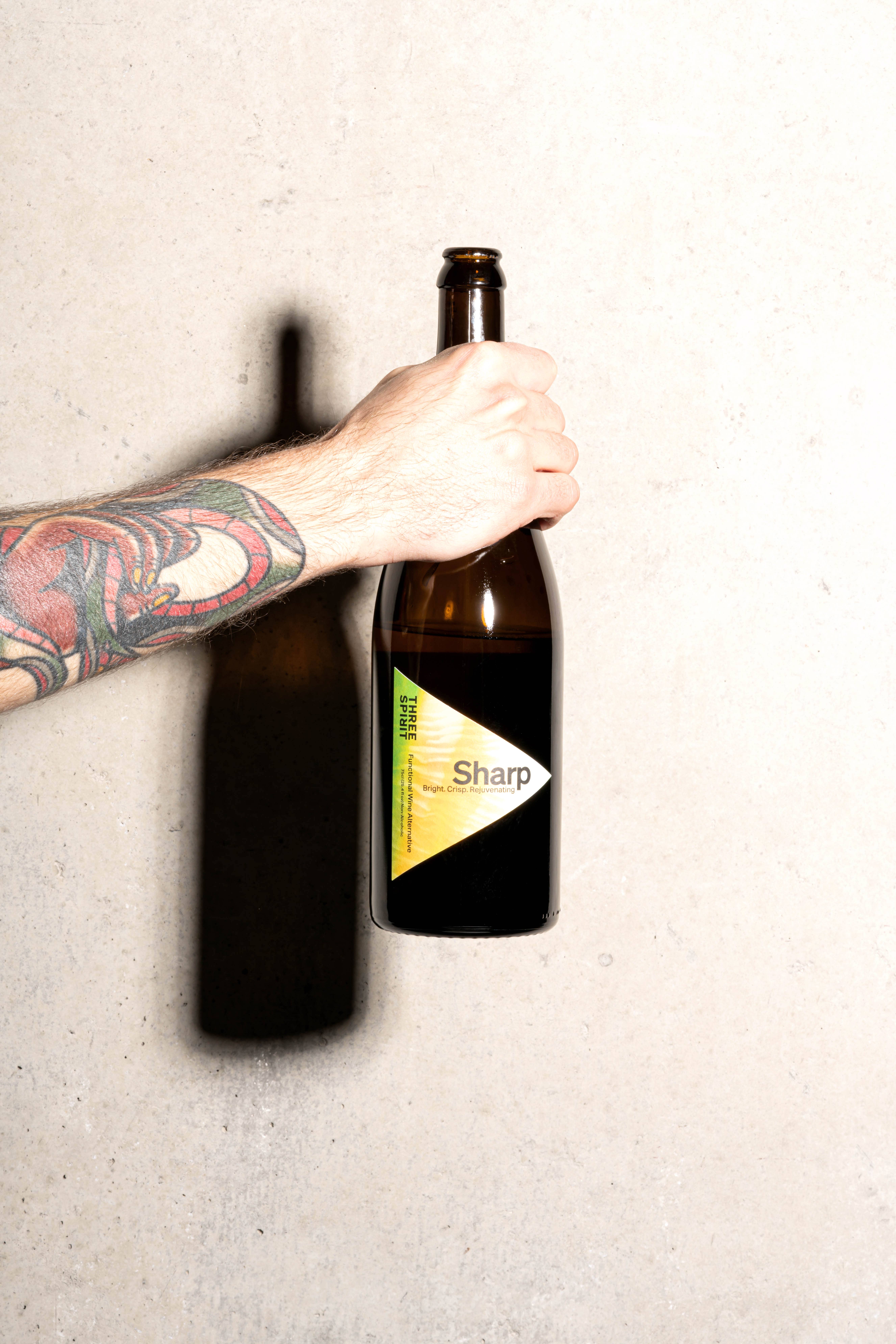 Three Spirits Drinks - UK – wholesale Non-alcoholic spirits/wine/beer – Blurred Vines Sharp non-alcoholic wine alternative1